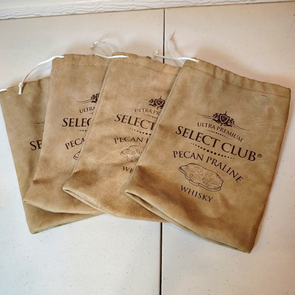 Select Club Pecan Praline Whisky Bags 10.5''x7'' Set of 4 - Picture 1 of 3
